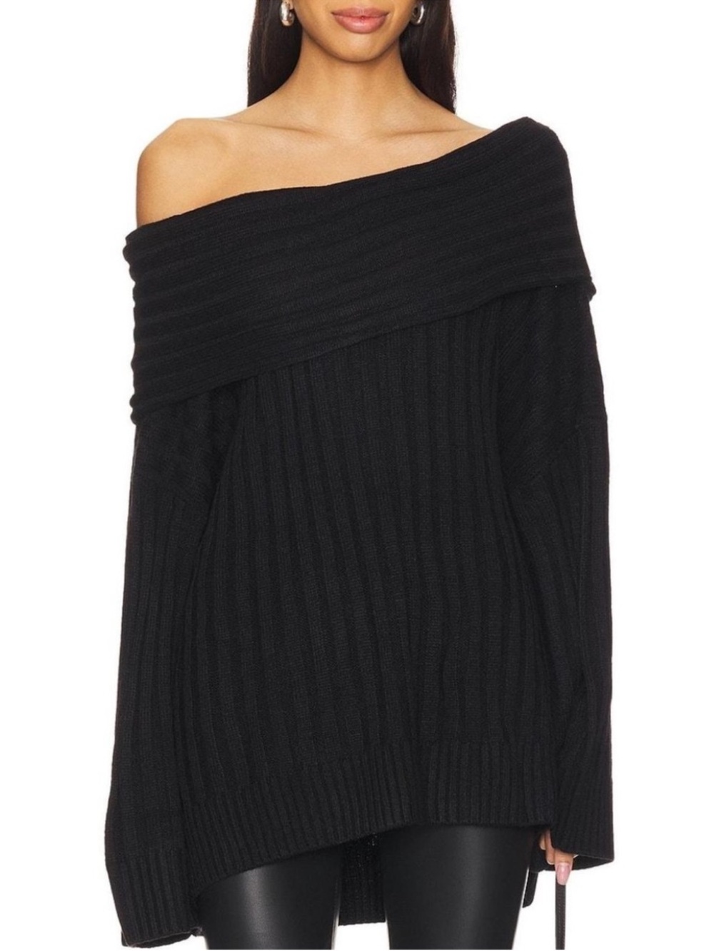 WEWOREWHAT Off The Shoulder Sweater XS Black 0184
